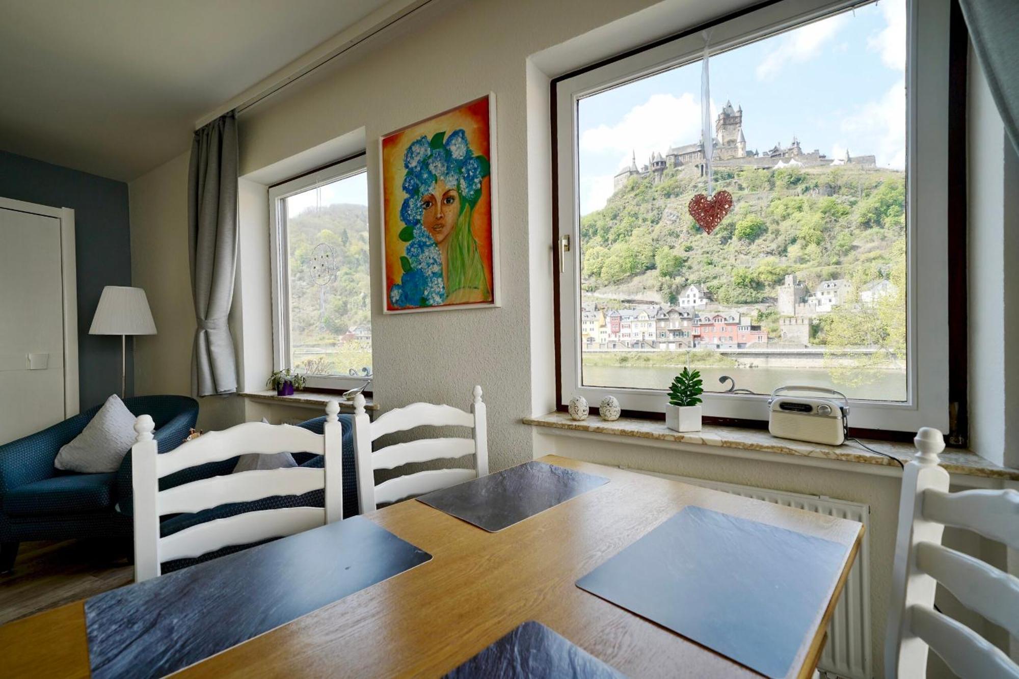 Apartments Haus Daniela Cochem Rum bild